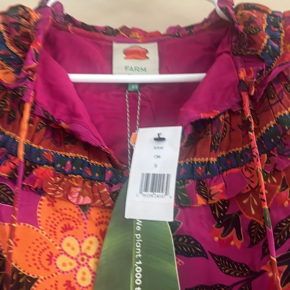 FARM RIO Tropical Tapestry Ruffled Blouse, size XS. - Picture 2 of 5